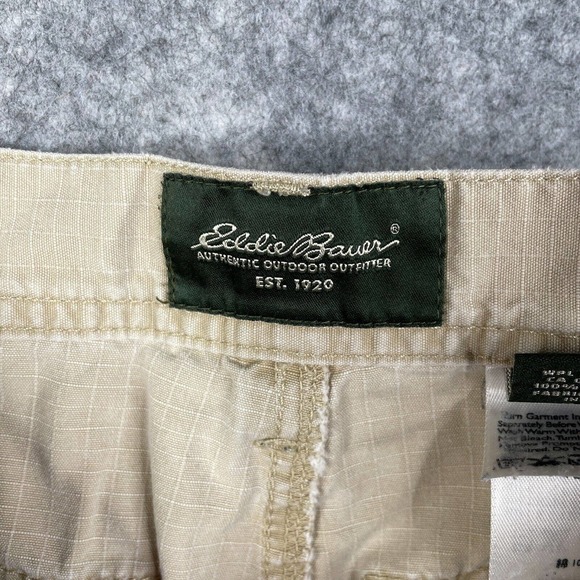 Eddie Bauer Cargo Shorts Mens 32 Ripstop Relaxed Outdoor Hiking Shorts Tan Beige - Picture 7 of 9